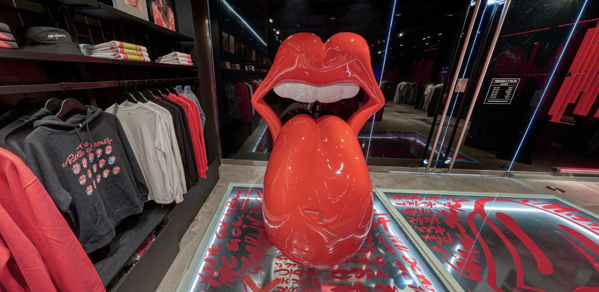 Rolling stones virtual shopping experience